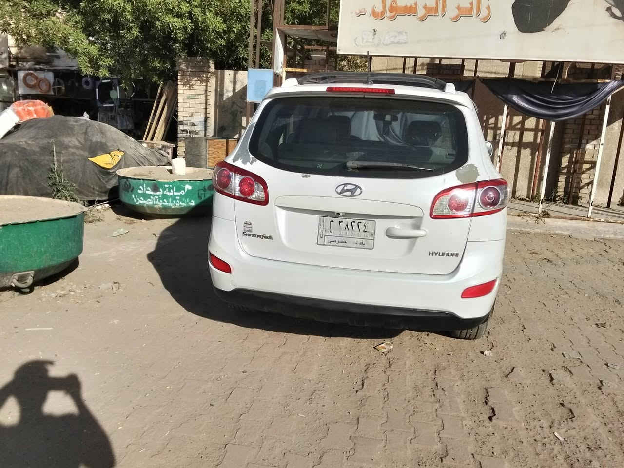 سلام عليكم سنتافيا 12امريكي صور الحادث مرفقه ويه الصور 
بغداد مدينه الصدر السعر 132بيه مجال 
***********
