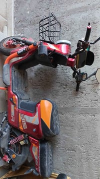 دراجه شحن للبيع نوع HIS ..X900...نظيفه مستعمله قليل..الدراجه بيها خلل ...