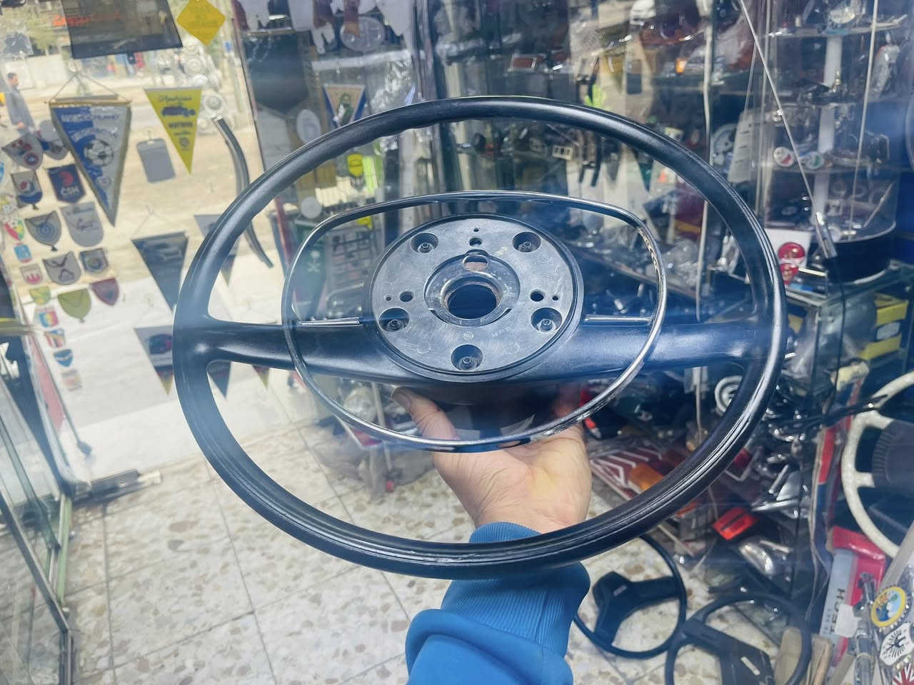 الغالين
غراض 

مارسيدس 
بتره

***********
