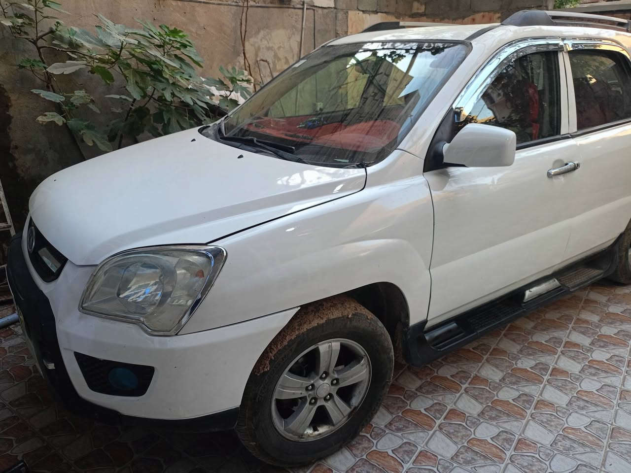 سيورتج2009 مصبوغة عاااام.   انتبه مكلوبة ومعمرة مابيها نقص كير محرك تبريد.    بغداد ب87 ورقة  الاتصال. ***********
