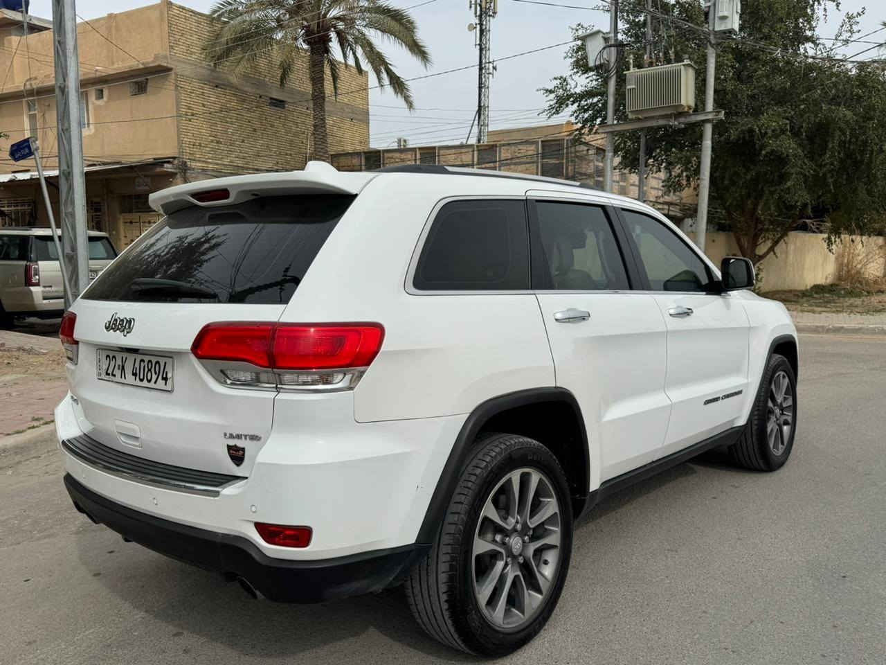 سلام عليكم سياره نوع جيب لاريدو لمتت خليجي موديل 2018  فول مواصفات واحد عله واحد بنرامه بصمه شاشه كامره حساسات امامي خلفي تحكم ستيرن جهتين خمسه ويل كب شاير مري مري شفط كشنات كهرباي جلد تدفاه تبريد كشنات ستيرن هيتر كهرباي تبريد قطعتين مانع نزلاق مثبت سرعه قياده ذاتيه تحديد مسار بصمه ابواب جنطه كهرباي منضومه كشاف زنون سستم سماعات دمام صوت مكينه حجم 6ستندر كفاله كير مكينه حداديه تخم تاير تبريد كفاله من ضربه او تبدي بيه قطعتين صبغ جماليه العنوان كربلاء السعر 218بيه مجال رقم الهاتف 077تصال تحويل وكاله مباشر سنويه جديده***********
