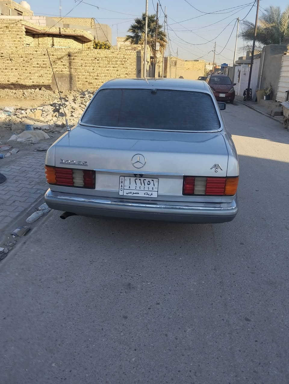 سلام عليكم مارسدس جامبو موديل ٨٥ فيفتي شلعة ومعدل تخبل جاهزة حدادية جديدة سعر ٤٨  وبل عافية عل ياخذهة ***********
