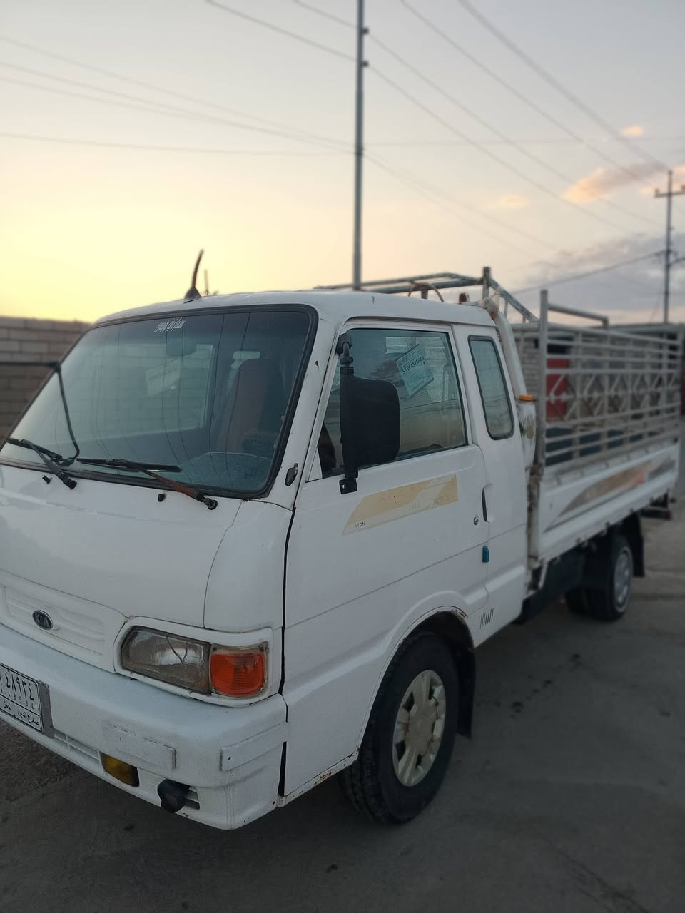 اخوان كيا بنكو سعر 65 بيها مجال للشاري   موديل 96 كير محرك شرط اي طخة ظربة مابيها كلها شرط   شاصي شرط مامكصوصة  سنوية 2027 شرعي ابن عمنة شرط تحويل تواصل رقم وتساب اومازنجر او تصال ‏‪0751 117 0445
