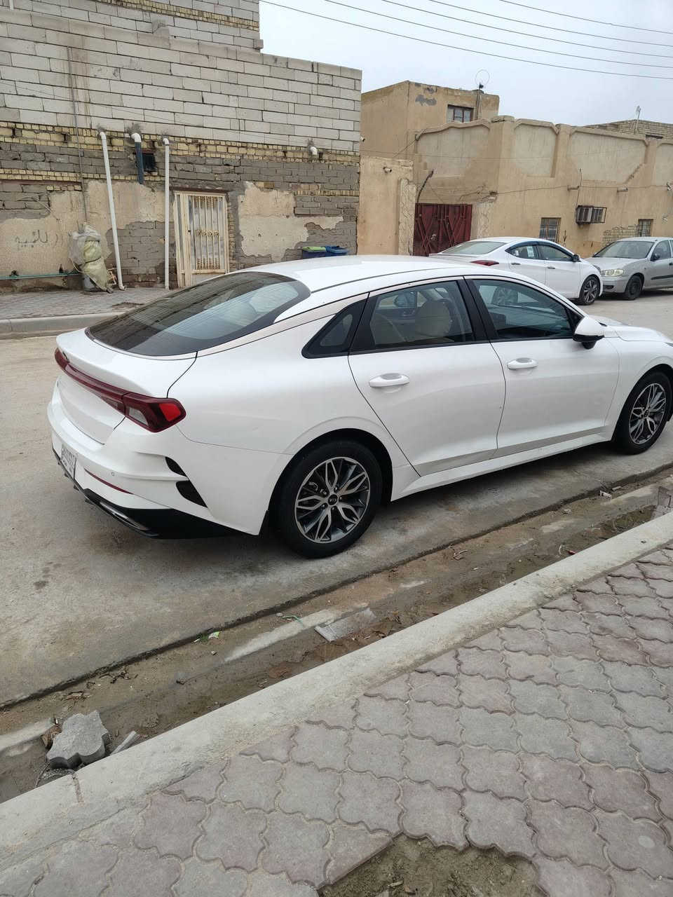 السلام عليكم للبيع كي فايف خليجيه كفاله عامه مديل 21 حره تحويل مباشر جاهزه من جميع النواحي مكينه الفين مكاني ناصريه مركز ***********
