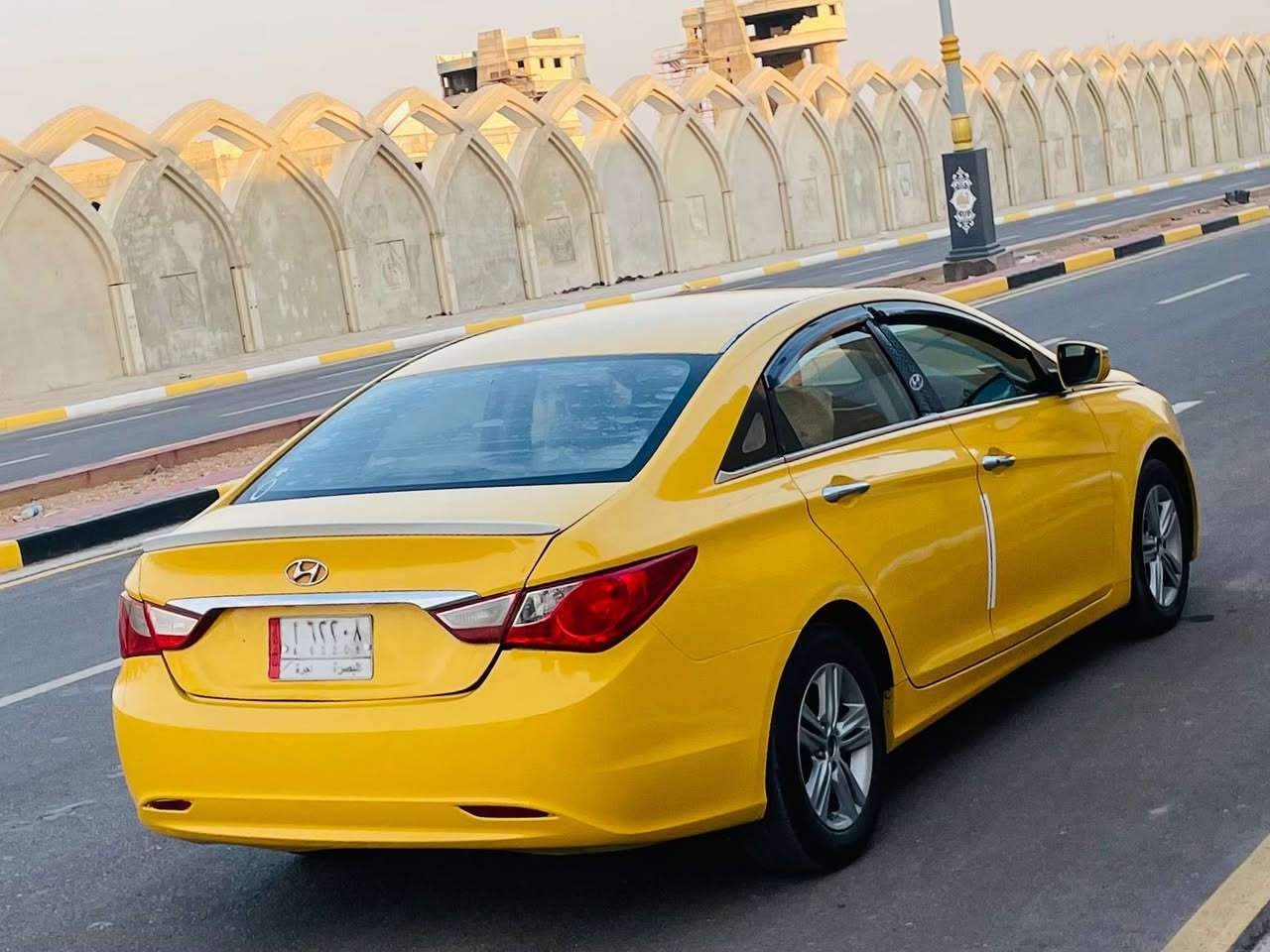 السلام عليكم للبيع هونداي سوناتا مديل 2014 وارد كوري بيه جاملغ وبنيد فقط والباقي مكفول موصفات  شاشه كامره تحكم تبريد قطعتين مري شفط حساس امامي خلفي مكينه 2000 دوش  رقم نكليزي باقي على لاستلام فقط سنويه لغاية 29 مصفره هيه وغرمات السيارة جديده حيل وجاهزه واي نقص مابيه كير مكينه مكفولات حداديه تخم تاير تدفه تبريد ثلج السعر 108 لاستفسار اكثر لاتصال على الرقم*********** مكان سياره كربلاء المقدسة مكلف بل نشر
