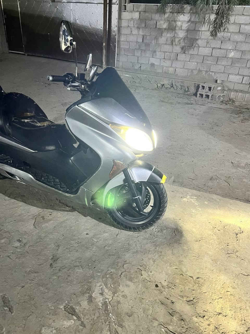 السلام عليكم خوان دراجه فورزه صفر 8 بصمه للبيع الدراجه نضيفه مكينه تخبل منضومه زنون سعرها 75 الله شاهد اشاير لد تايرات جدد عندي الكشن شويه مشكك مثل ما موضح بل صور الدراجه خير من الله كله شغال كيلو متر رون كيج بانزين كيج حماوه وحماوه ماكو خلاص ماي اخضر حاطلها المكان بغداد الشعله سلاميات السعر 500 استفسار ***********
