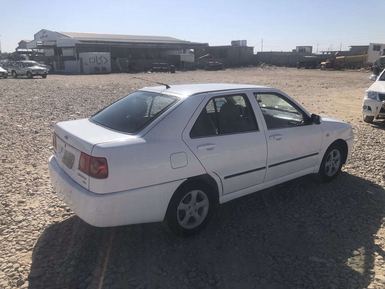 كوين شيري 2013
رقم نينوئ الماني 
مامحور بيها شي وضع بلادي
سياره  بيها طخه من الخلف 
وبيها بارد براس البونيد 
طخم تواير جديد 
باتري جديد
دبلات جدد
تحويل فقط 
كابون ورقي 
السعر 34قفل
عنواني الموصل ربيعه عوينات :.ملاحظه (عالموصل ماجي تريدها تعال شوفها)
رقم الهاتف ***********
***********
