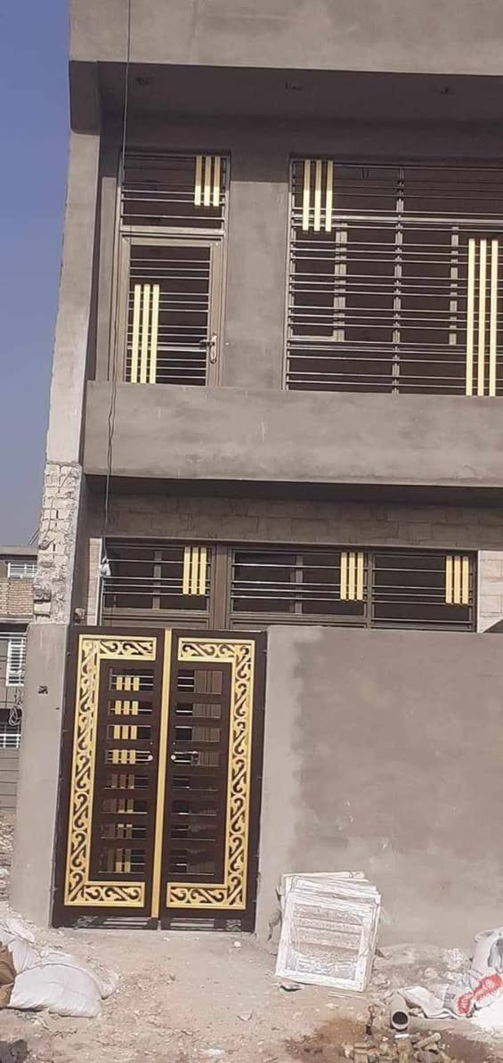 سلام عليكم /كادر 👷🏻‍♀️
عمل تنضيف وصبغ شبابيك 

وشد جام جميع الاصباغ 

ولجام متوفر شغـل درجه اولئ 💯
***********+ واتساب 

الخاص مفتوح
