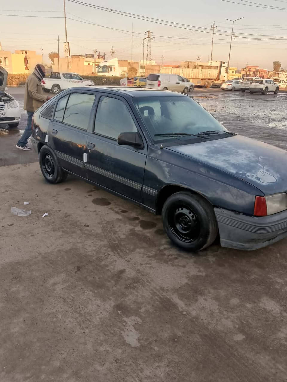 السلام عليكم 
كاديت نظيفة صبغ دوسات فقط 
سنوية الى 2030
 سعره 23$ بي مجال 
***********
***********
