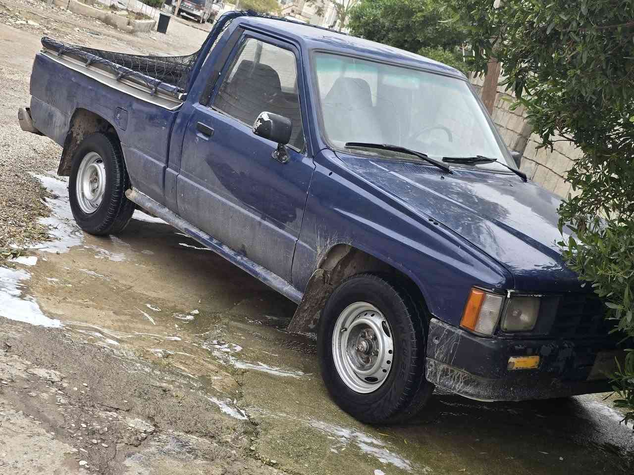 بيكاب مؤديل 85
علووج 
مةكينةي 3واي 
گيروو مةكينة و شانسي بةشةرت 
كارةباي هةمويي مةزبووتة 
سعري 21مةجاليكي كةم 
شوين كةلار 
***********
