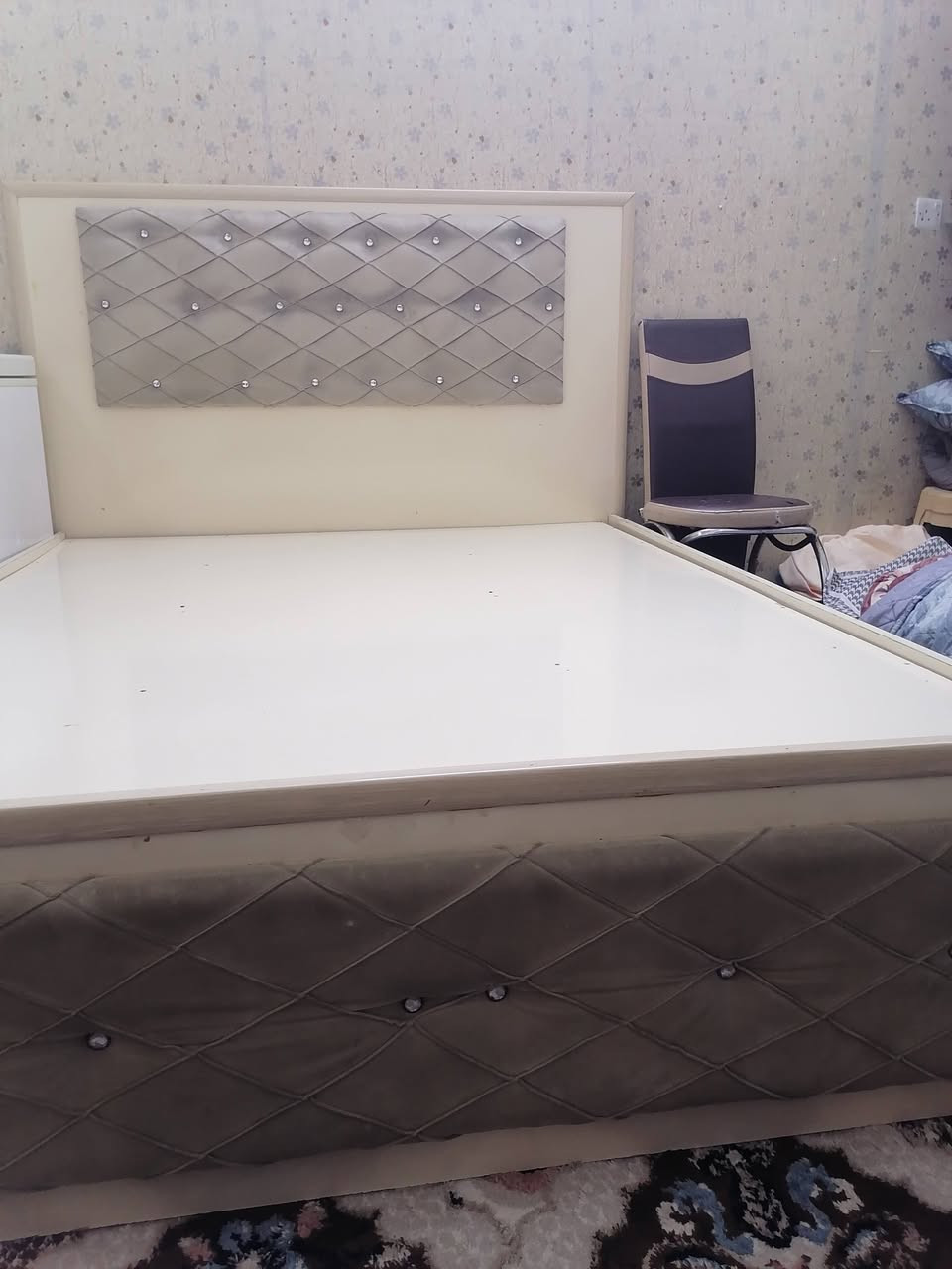 متاح سيسم كولش نضيف شغل ايد  مو مال سوك سعر ١٨٥ الف *********** مكان كركوك
