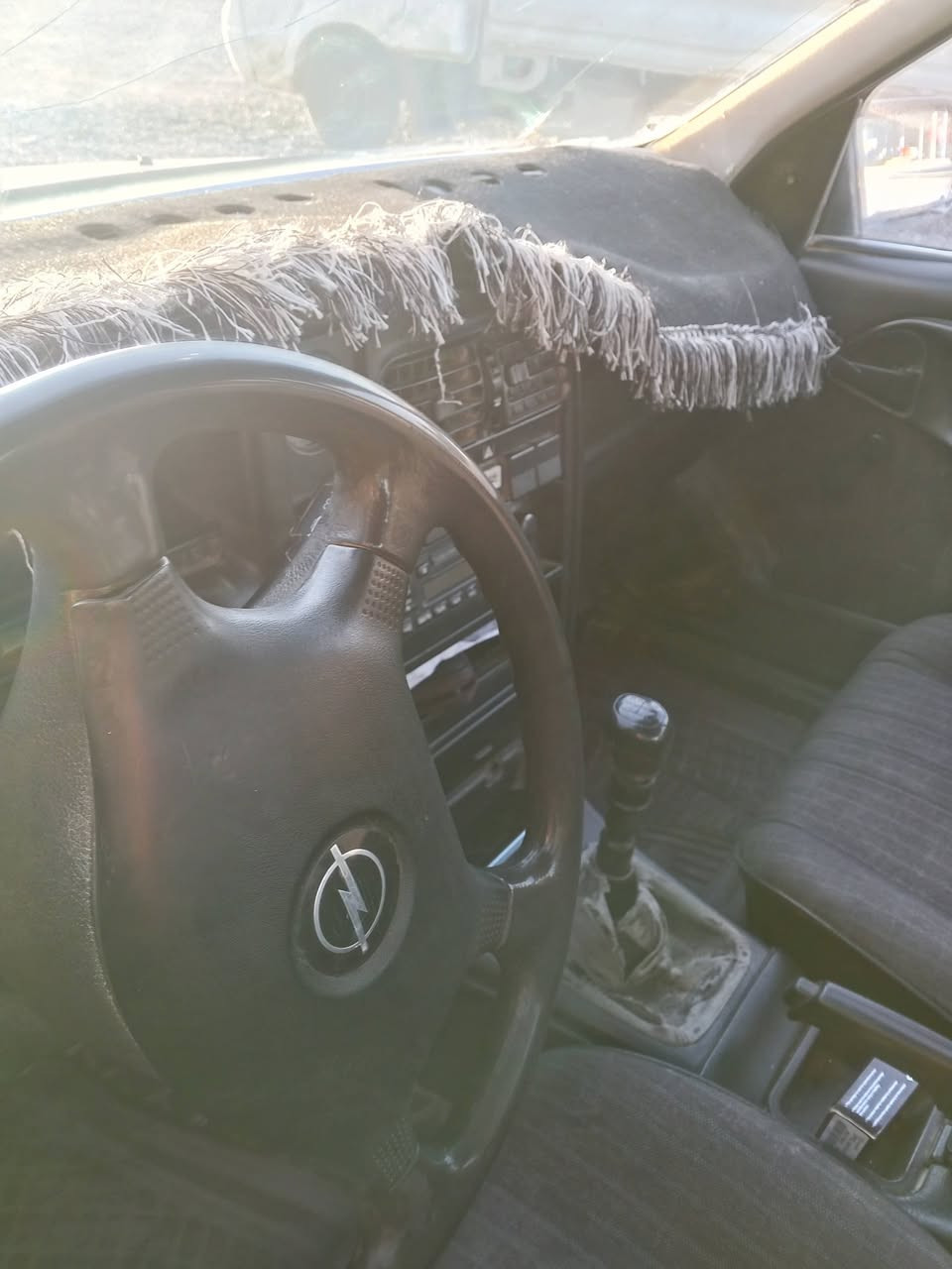 السلام عليكم
اوبل 20 رقم بغداد فحص 
گير محرك  شرط 
تايرات نص عمر 
صدر نص عمر 
الرقم ***********
