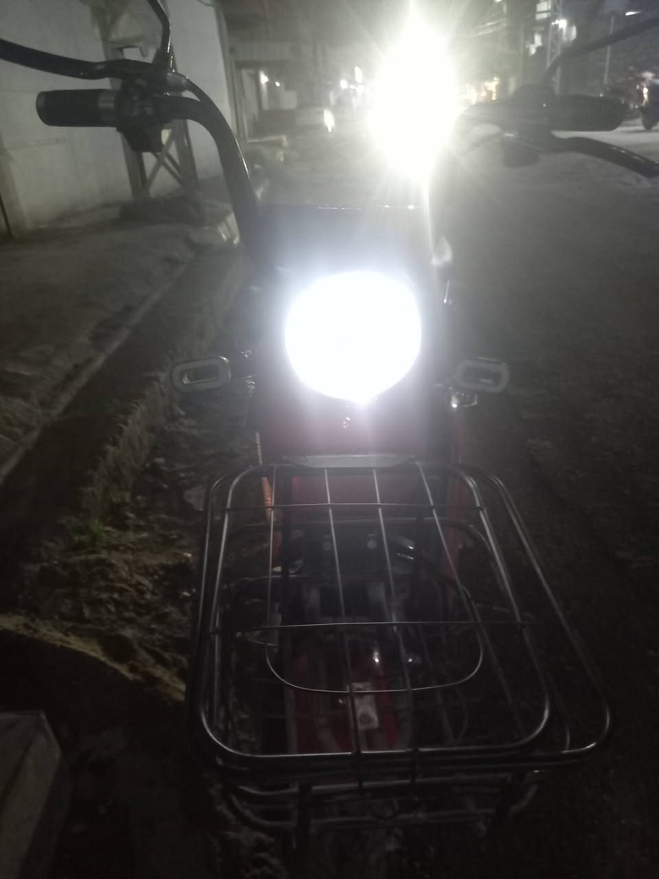 بايسكل شحن موديل 25 اربع بطاريات السعر 350 وبي مجال  ديالى بعقوبه شفته للإستفسار ***********
