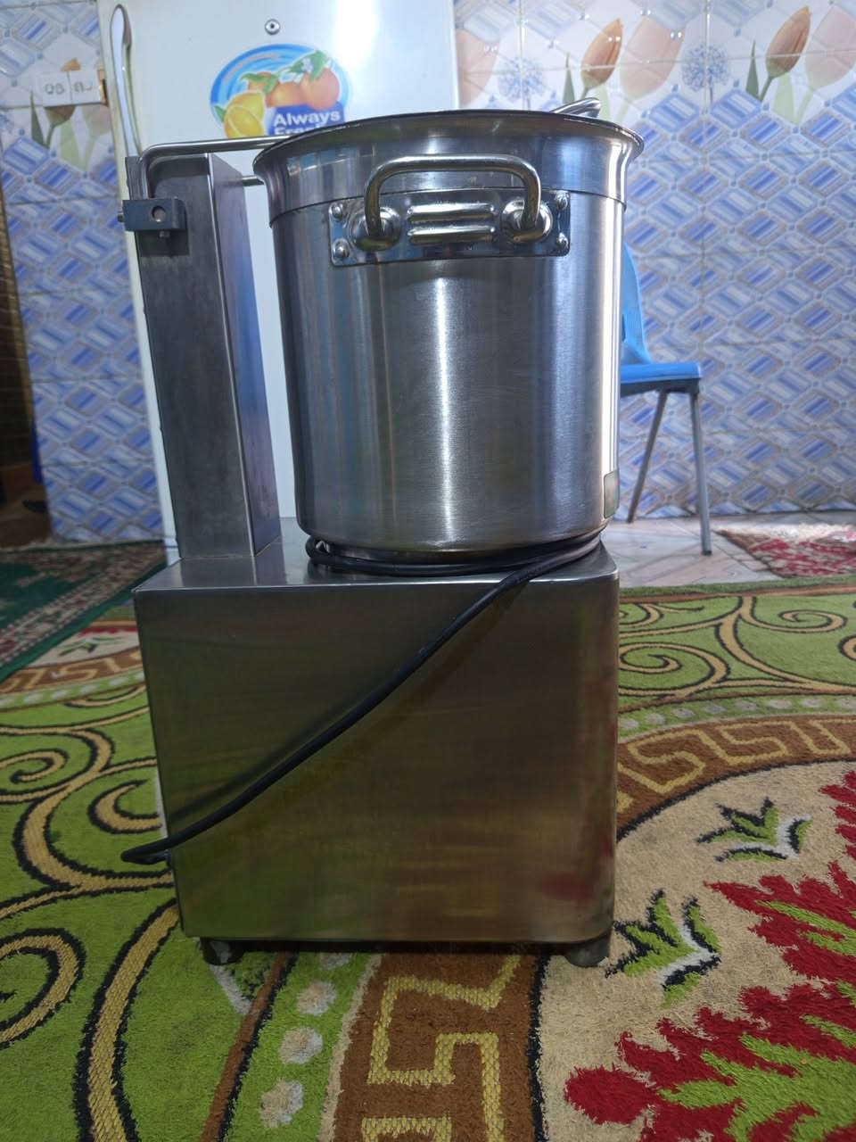 السلام عليكم متوفر للبيع نظافه 95 بالميه السعر 350
للاستفسار ***********
