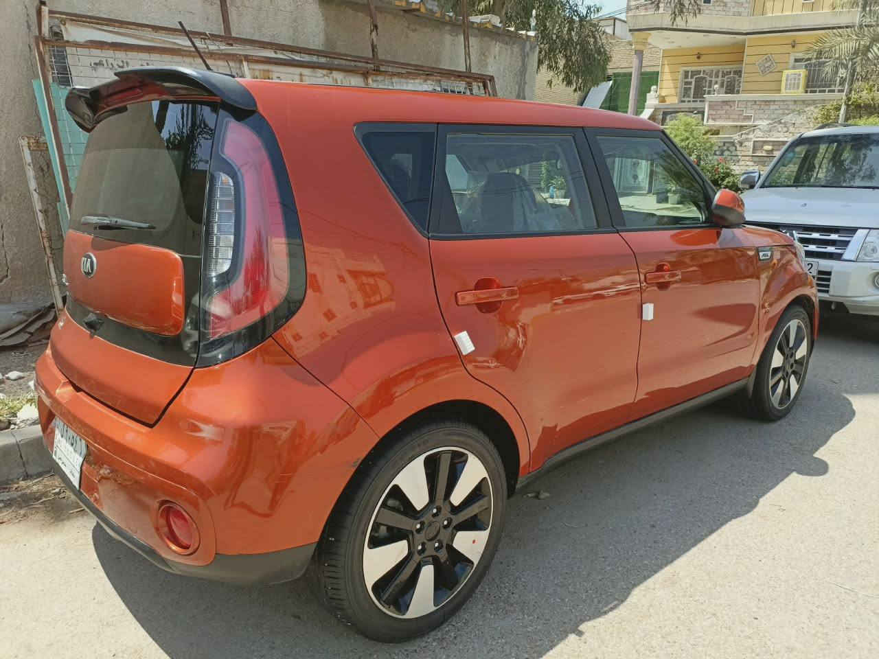 سلام عليكم كية صول موديل 2019 بيها بنيد سيارة فقط 
سونار بل منشور محرك 2000 
سيارة جديده ماشيا 65 سعر 115 ورقه وبيه مجال مكانها بغداد الكرخ/ الحرية 
الاستفسار ***********
