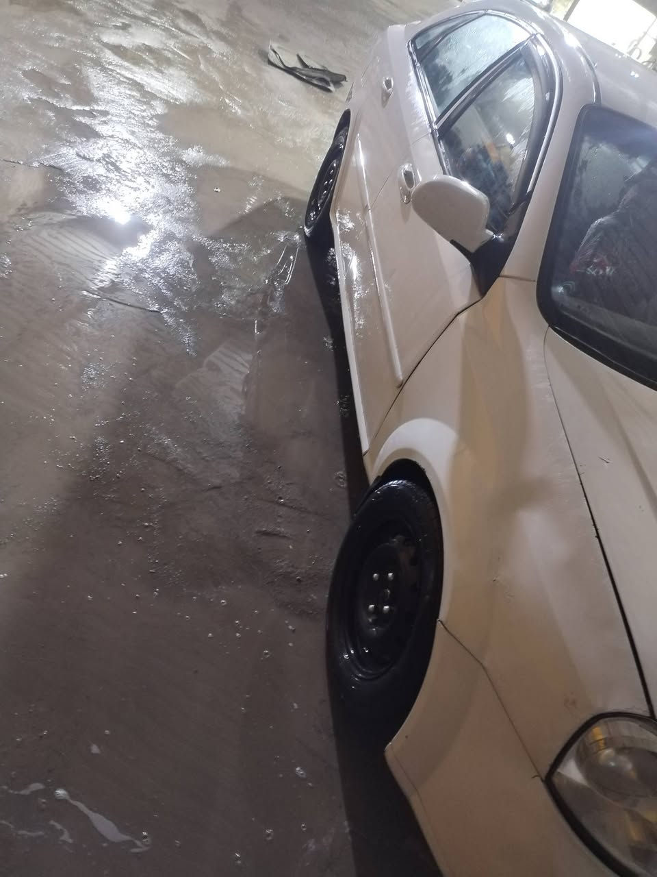 اوبترا موديل 2011 كير مكينة خير من الله بيها ضربة جاملغ الايسر ومصلح مامبدل بدون دواخل مكان السيارة نجف  سعر 67 
***********
