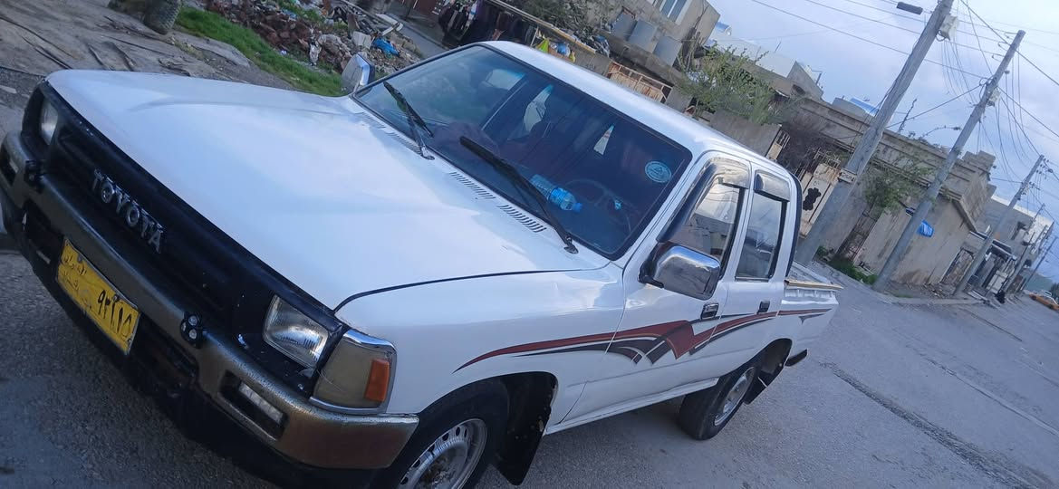 پیکاب مۆدێل90ئاڕم پلاستیک سلێمانی مەکینە سێوای 6گێڕ بێ دەعام بێ لێدراو مەکینەو شانسی بەشەرت سەیارەکە نەمونە لەجوانی پەمپێ کراوە  لەسەر ساخی ناونیشان چەمچەماڵ سعر 28گڵا ژ.م کۆڕەک***********
ئاسیا***********
