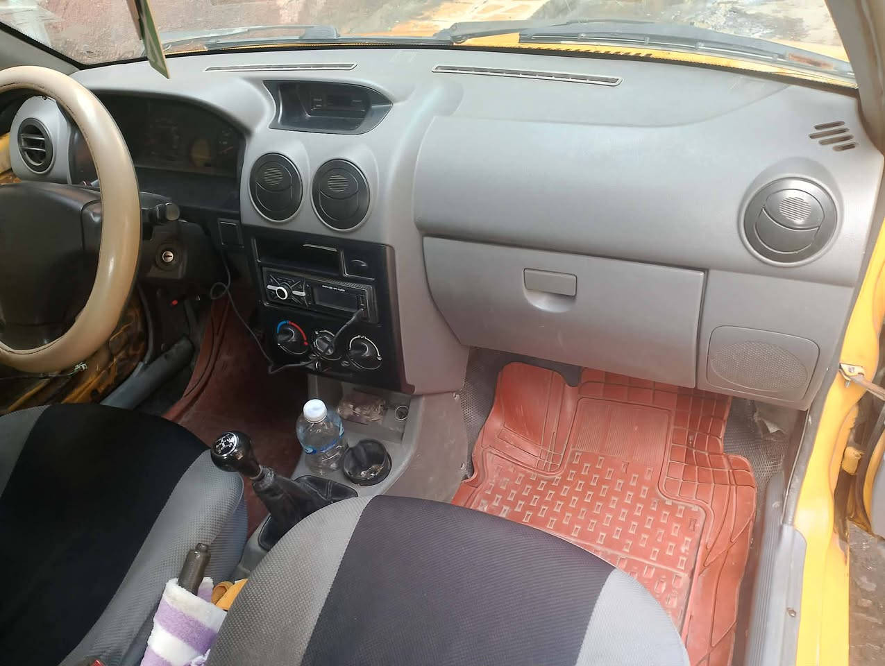 السلام عليكم سايبا 2015 كير مكينه جدد سياره خير من الله السنويه لل2028 نقصها كمبريسر تبريد العنوان بغداد الرحمانيه الجعيفر السعر 35وبيها مجال للستفسار عل رقم غير متواجد عل فيس ***********
