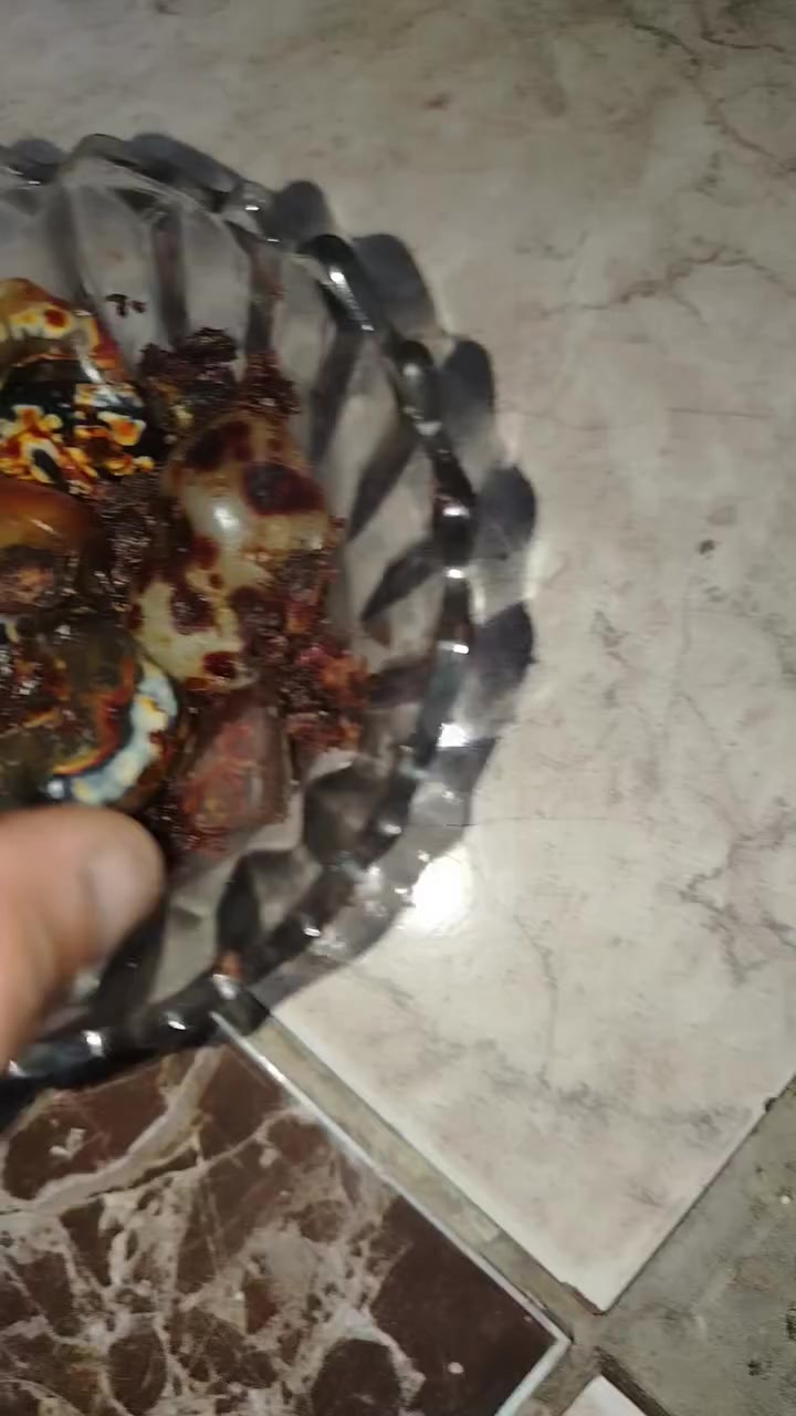 وينه اليدور مال زماط كلهن مشروطات

 وخامه اذا مو مصور  وفول طاقه يرجع

موجود عطف  انواع مشروط قديم وذمه 

 كربلاء حي الوفاء ***********  شارع 20
