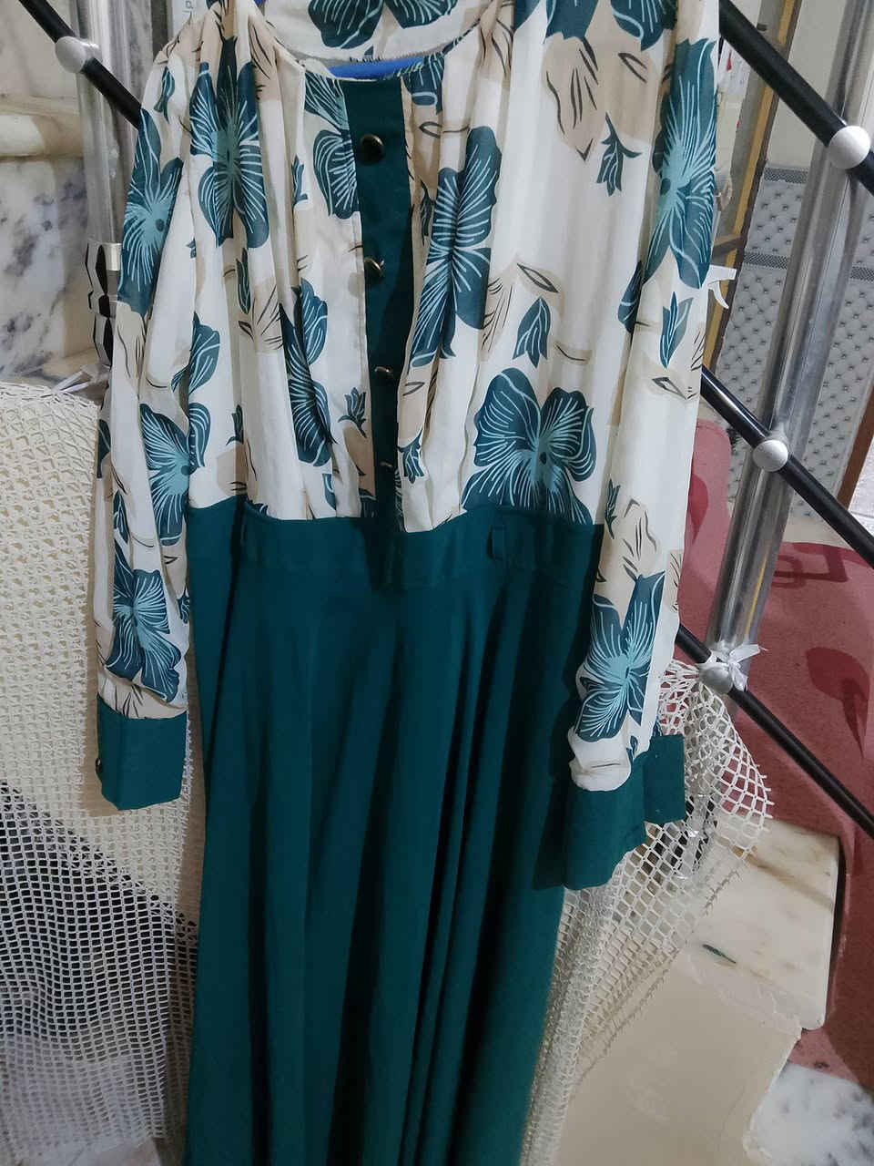 سلام عليكم ملابس نضيفه استعمال قليل كلش  البناطير 2ب5


**إذا كنت صاحب هذا الإعلان وتريد حذفه لأي سبب، رجاءا أرسل رسالة إلى الدعم الفني**