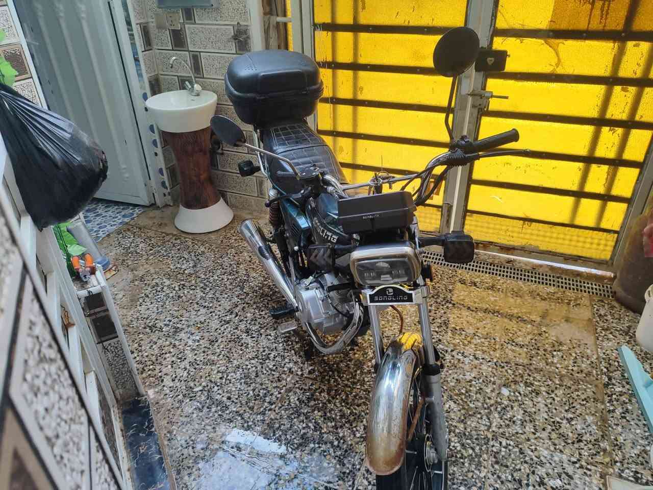 دراجه سافان  بدون 5 كير  شاشه اكترونيه نظافه 80‎%‎
مكلف بلنشر الستفسار عل هذا رقم ‭0771 121 5885‬

ميسان نهاود
