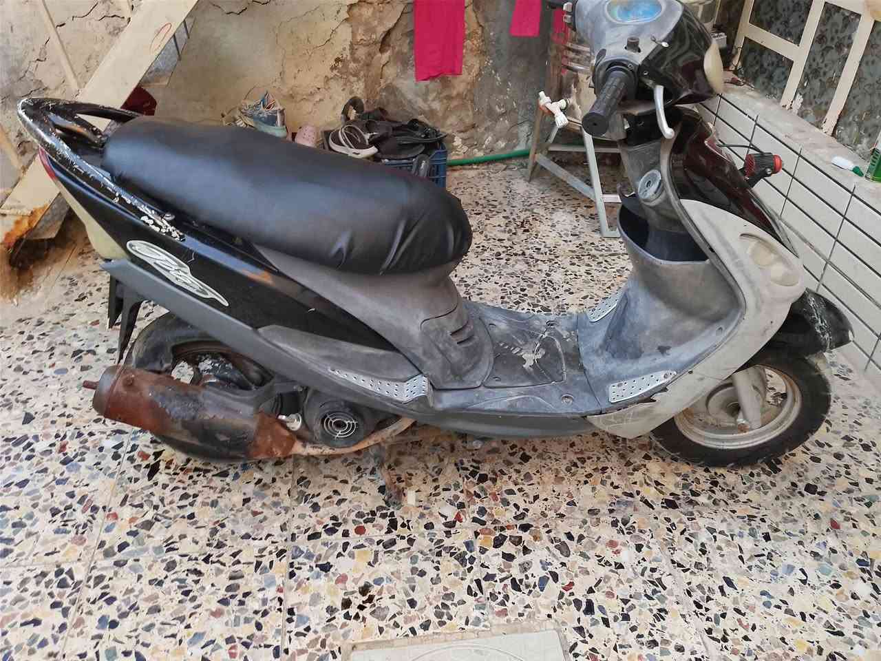 السلام عليكم دراجه ماكس منغولي اللبيع كهرباء شغاله سلف هندر نكره نقصه بس باتري مكينه خير من الله السعر 425 وبيه مجال رقم الهاتف *********** رصيد او واتساب
