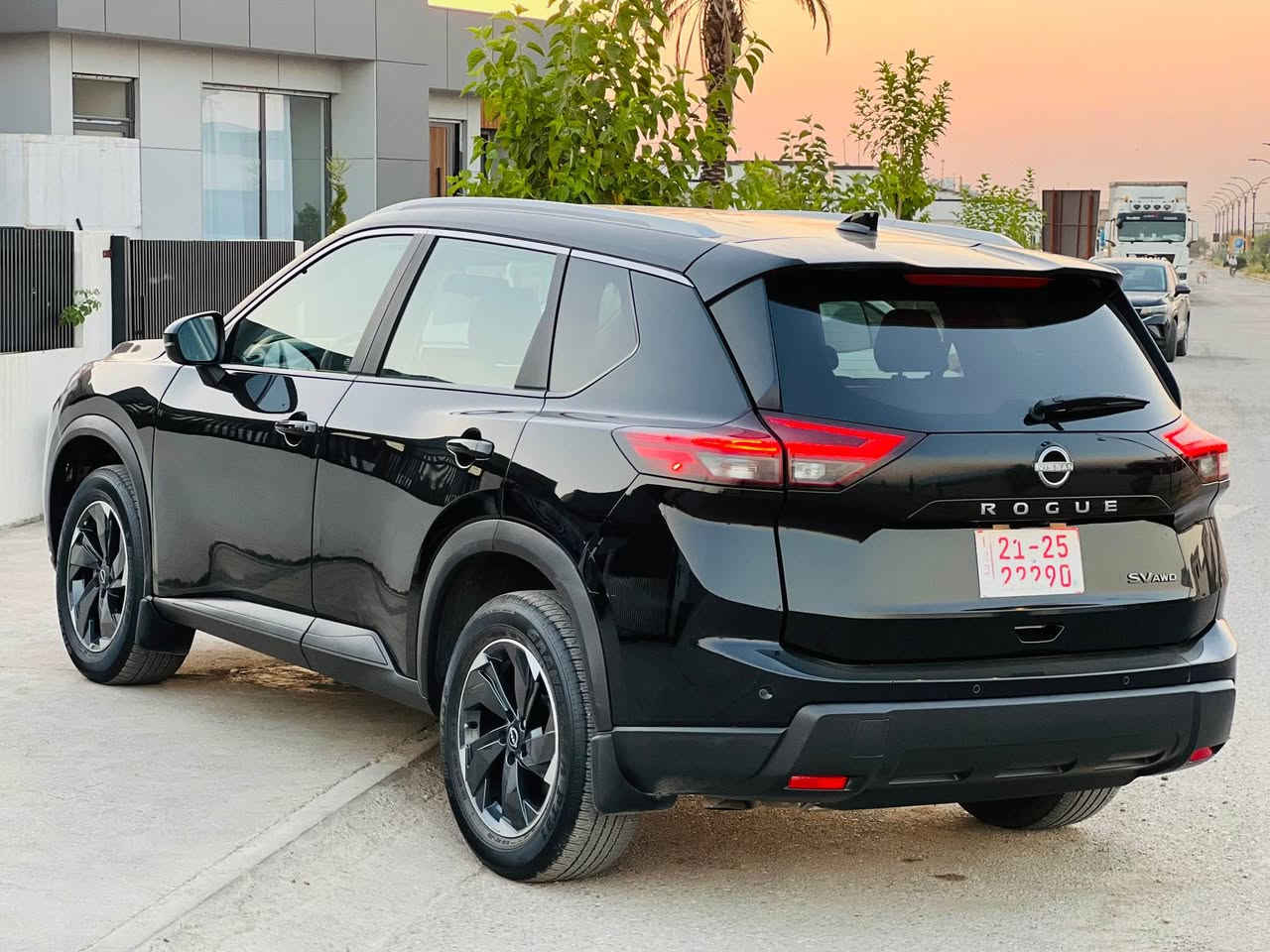Nissan  rogue 
‏‎موديل2024
‏‎ره نگ: ڕەش 
‏‎مواصفات:SV ,,,
‏‎سه قف پانوراما 
‏‎به سمه و شخال 
‏‎ئوتو هولد
‏‎سوكان فوليوم
‏‎گوشين هيتر 
‏‎سوكان هيتر
‏‎ته بريد مه ركه زي 
‏‎ته حديد سورحه 
‏‎خه تي جاده 
‏‎پيش و پشت رادار 
‏‎شاشه گه وره 
‏‎گير له سوكان. 
‏‎3 مود : ئيكو .نورمال. سپورت نیزام بەفر زۆر شتی کە
‏‎بريك به سمه كاره بايي
‏‎گير ماوس
‏‎ده رگا به سمه 
‏‎سندوق شه فت كاره باي
‏‎كاميره و حساس   
‏‎زور كه م به نزين ده خوا 
‏‎بۆیاخ بەس بۆنیدی
ڕەقەم شەنسیم 
JN8BT3BB8RW291054

دوو ساردی بچووکی هەیە 
١٦ هەزار ڕۆشتووە
٣ بستۆنی تۆڕبۆیە 
دەبڵ ئەکسلە 
دوومانگ کاتی تیا ماوە مەرجوو بەڕادی بۆ کراوە 
هەمووشتی حازەرە 
سيعرى ١٣٥$
شوین هەڵەبجەی تازە

***********واتسئەپو ڤایبەری لەسەرە
*********** السليمانية, العراق
