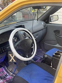 سايبه ١٧ رقم انكليزي مصفره هيه وغرامه السعر ٣٥ العنوان الاعظميه ٠٧٧١٢٧...