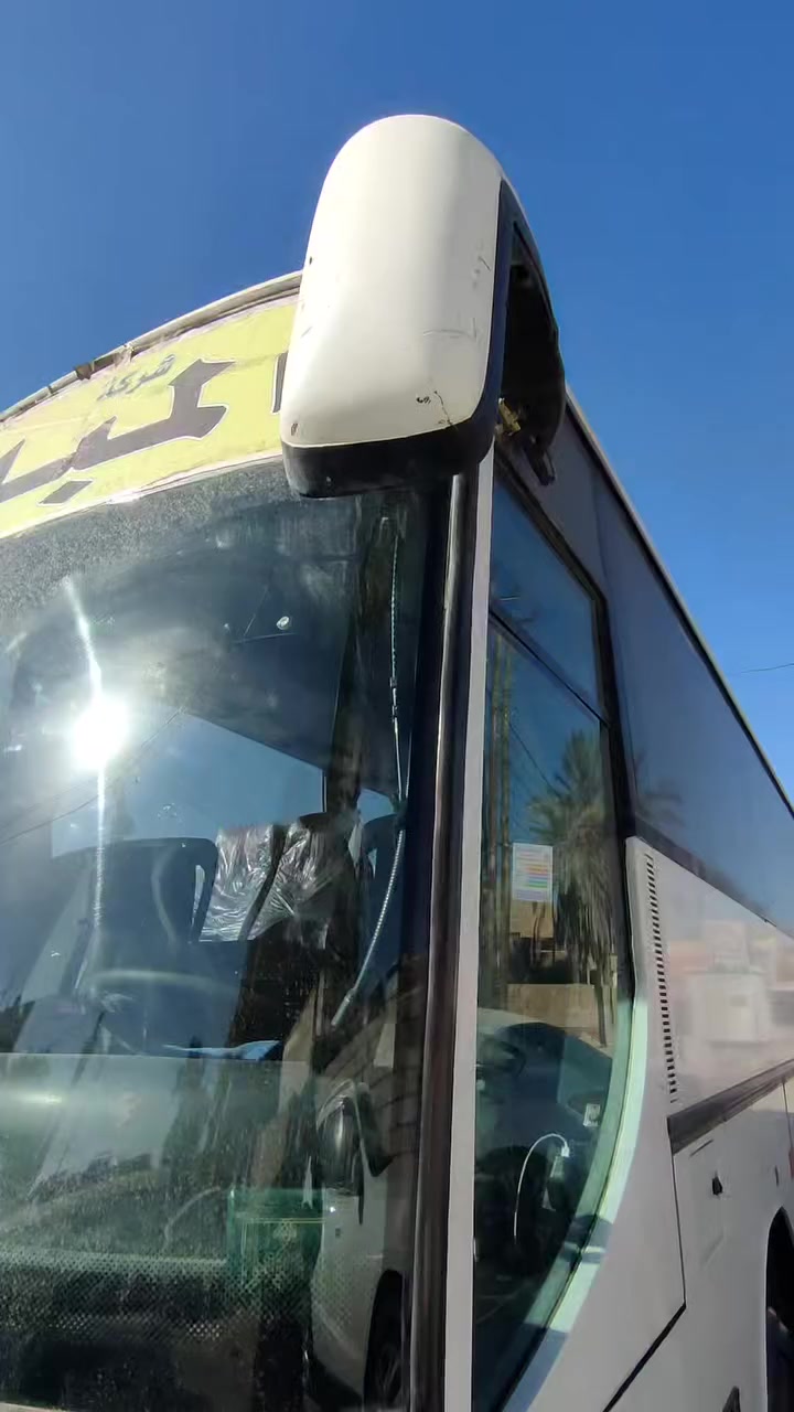 باص كنتوريه للبيع جاهزه تخم تاير حداده عامه توه فاتح تبريد صيني ثلج  سياره فول ٥٠ نفر  رقم ستره رقمي شوكت ماتخابره موجود ***********
