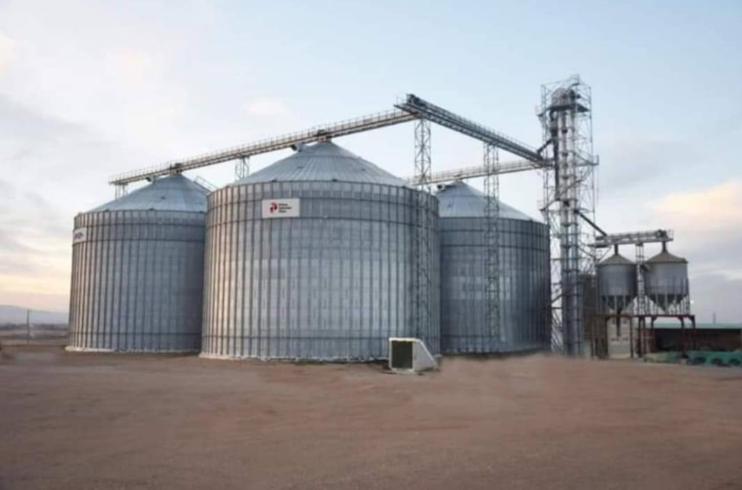 بمناسبة دخول العام الجديد 2026 جعلها الله عام خير وبركة وسعادة على جميع أهلنا في العراق والوطن العربي تتقدم شركتنا شركة PS SILO التركية لإنتاج الصوامع والسايلوات ومعامل الاعلاف بمختلف انواعها وانتاجياتها وبمواصفات عالمية وأسعار موسمية وتنافسية بتخفيضات كبيرة مع تقديم خدماتها المستمرة للاستفسار الاتصال على الأرقام التالية 
***********
***********
