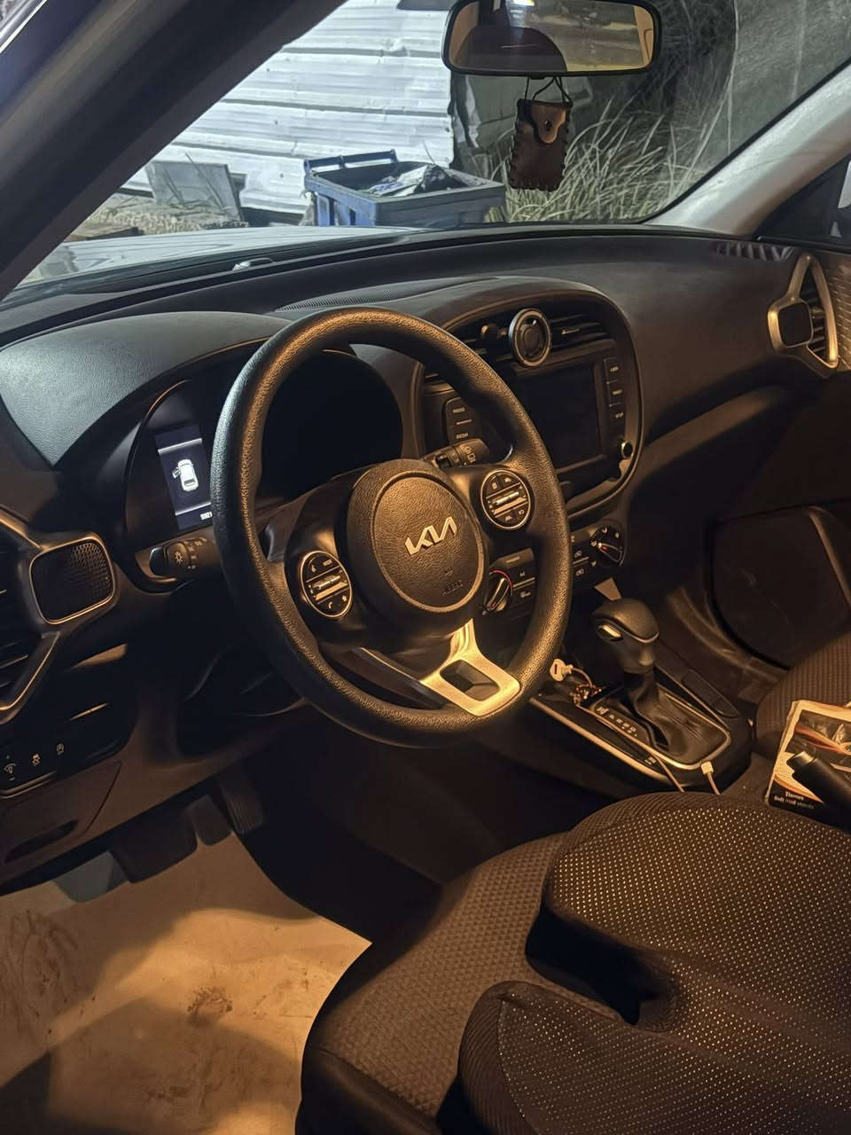 السلام عليكم 
صول مديل 2024
رقم دولي
جاملغ  بدون دواخل 
ويل كب 18
ماشية 59
السعر اتصل بلرقام التالية
***********
***********
