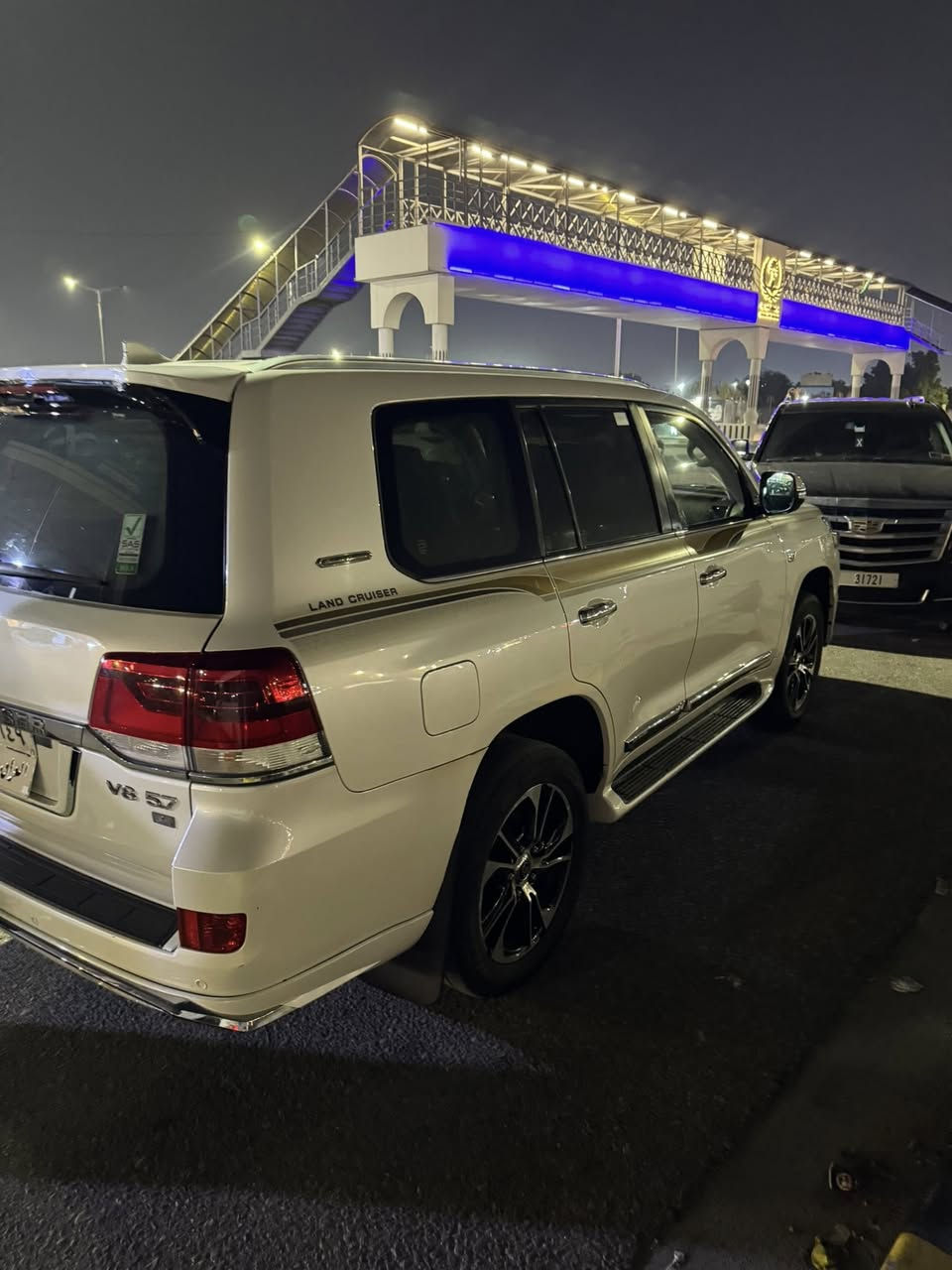 للبيع لاند كروز VXSكاز كفالة عامه فول للأخير رقم سليمانيه ماشية110محرك كاز 5700للبيع اومراوس السعر450مكاني بصرة الاستفسار على رقم ***********
