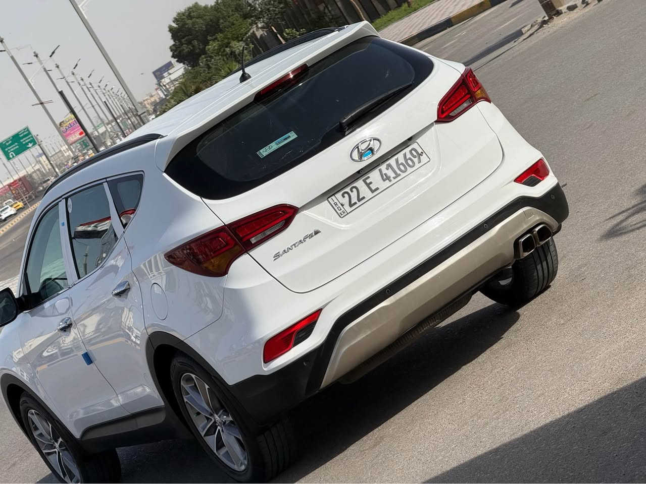 السلامو عليكم سنتافي موديل 2018 كفاله عامه عده هي الكارداد مال التقشير سنويه لل 29 هزه جديده مكينه 2004بل شرط برغي مامفتوح بيه موصفات شفتات كشن جلد جاهزه للاخير جوال 
***********ماشيه 92الف Singapore
