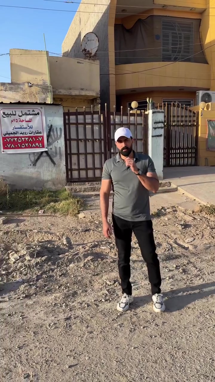 السلام عليكم
للبيع.مشتمل.طابو صرف. 
 مساحه 75م واجهه 5 نزال 15
العنوان. حله.  نادر الثالثه. بالمثلث  ثاني عقار عن المنتزه
الشارع 20م 
للاستفسار. ***********…***********
عقارات رويد الجميلي
باب الحسين. مقابل مركز شرطة الفيحاء
