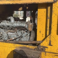 شفل للبيع مديل 81  رقم بغداد محرك B بريك 4 صنيه صدر فراك كله جديد تركم...