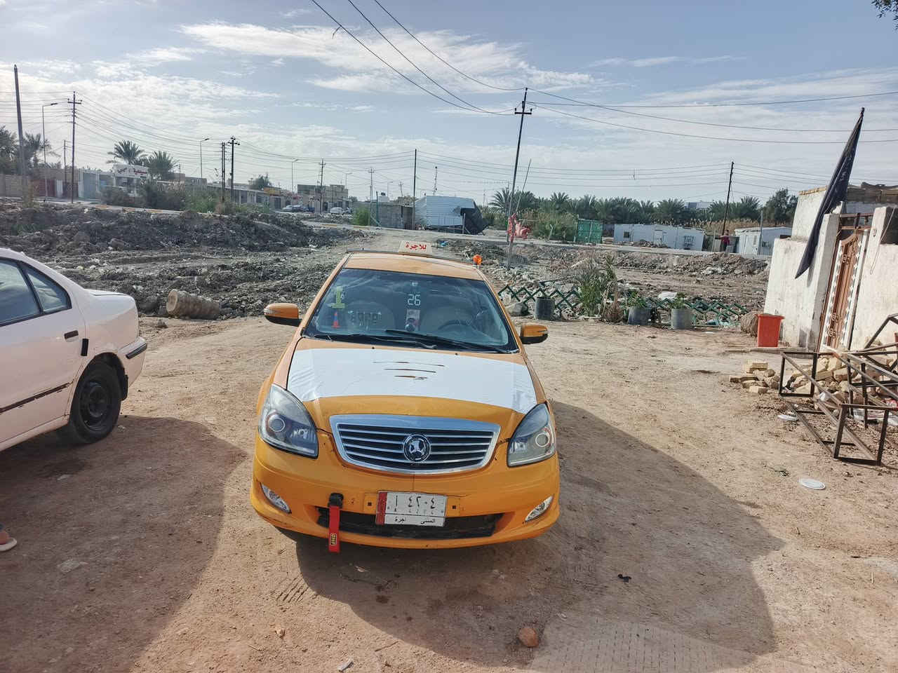 السلام عليكم 2013سياره جاهزه من كلشي محرك وكير كهرباء جاهزه بس صدره تعبان سياره مالكه موجد يريد تحول بس اني بيع بس مالك مامسول لا بغرمات لا شي الك يمي مالك نقط بيع مستعجل عدي ضرف العنوان الدوانية الحمزه الشرقي سعرها جدن مناسب ب22ماكو هجي سعرها والله بس لن متوازي ع فلوس رجان لي مو شراي لا يعلق***********
