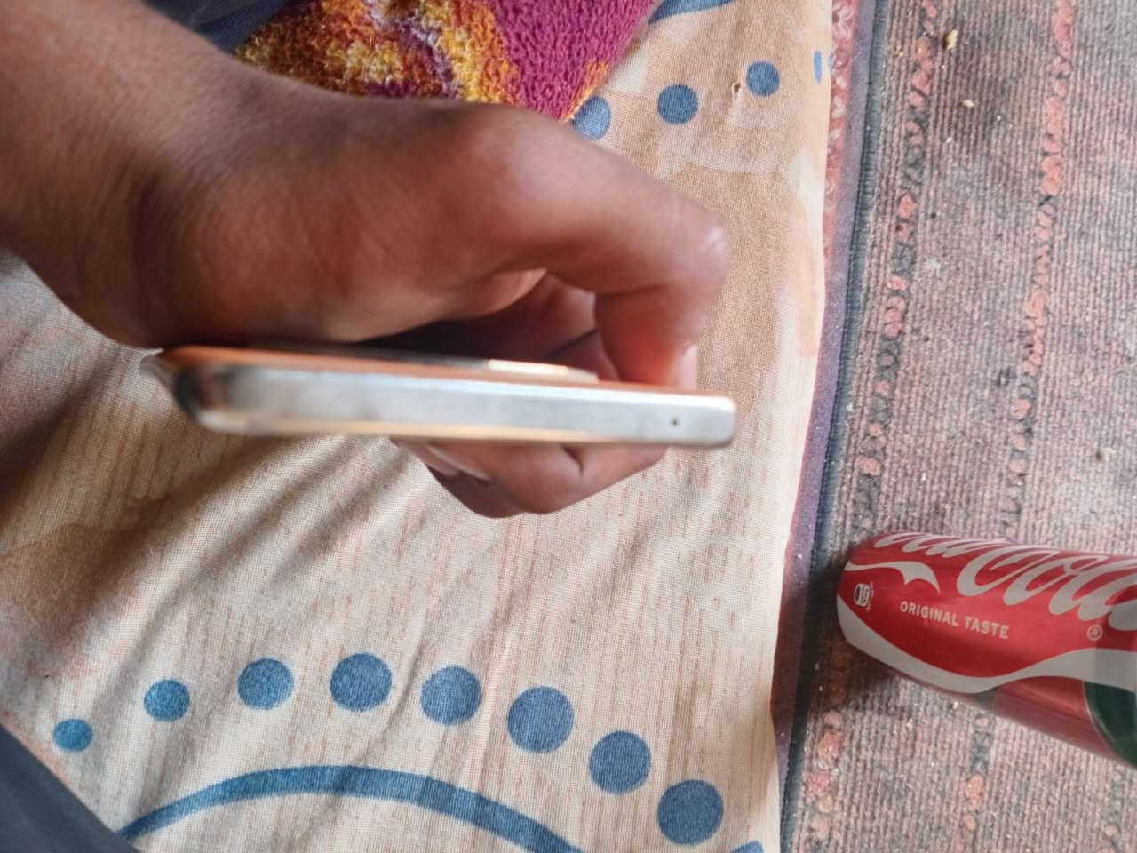 مرواس فقط ١١ عادي بفرق بسيط مكفول جهاز ملحقاته مو ويايه واسط عزيزيه


**إذا كنت صاحب هذا الإعلان وتريد حذفه لأي سبب، رجاءا أرسل رسالة إلى الدعم الفني**