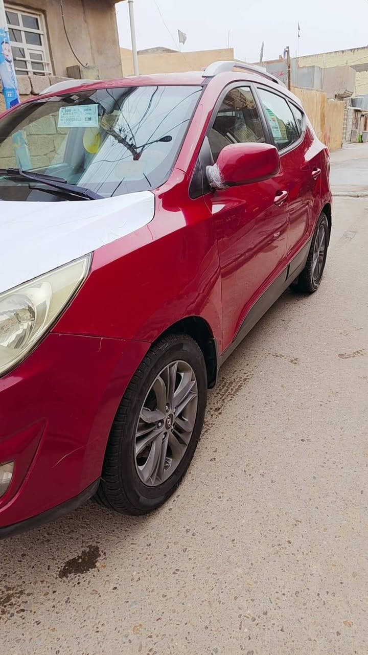 سلام عليكم توسان موديل 2014 امريكيه حادثه بنيد وجاملغ بدون دواخل مكينه وكير خير من الله حداديه جديده أمامي وخلفي تخم تاير جديد تبريد تدفأه شغالات رقم نكليزي بغداد مكاني بغداد العبيدي السعر اتصل وتدلل الاستفسار *********** بي واتساب
