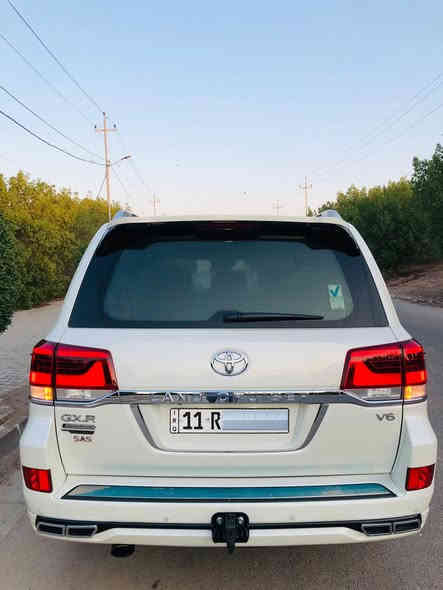 تويوتا لاندكروز GXR موديل 2021 ساز باب اول كراند تورنك نظيفة جداً رقم بغداد الجديد بأسمي مكفولة كفالة عامة السيارة زيرو ع وضع الشركة
رقم صاحب السيارة ***********   
***********

🟩 السعر  _ 630 يعني ست دفاتر وثلاثين ورقه وبيها مجال للشراي 

عداد المسافة : 65 الف كيلو حقيقي السياره بوضع الزيرو 
فول مواصفات 1/1 

1- فتحة 
2- بصمة 
3- كراسي كهرباء 
4- كشنات جلد
5 -  3 شاشات كبيرة بلاد ام الترحيب
6- حساس خلفي وامامي 
7- جنطة كهرباء ( جكات )
8 - تحكم ستيرن جهتين
9 - مري شفط 
 10 - تشغيل عن بعد 
11 - اشاير ترحيب
12 - كشنين كهرباء 3 دكم 
13 - حساسات امامي وخلفي 
14 - شاحن لاسلكي( واير ليس ) 
15 -  8 ايرباك 
16 - دبل ماوس 
17 - اربع كامرات محيطيه 360 درجة 
18 - طفاية 
19 - ثلاجة 
20 - لايت زنون كشافات
21 - كروز سرعة 
22 - تحكم كهربائي بلمري 
23 - ويل كب كروم حجم 20
24 -حجم المحرك: 6 سلندر 4000
25-ميموري
26 - بصمات عدد 2
27 - نظام EST 2nd
28 - نظام ABS
29 - زراكات لايت
30 - شاشة ليزيرية
31- دشبول لگزز
32- اشارة لگزز
33- مري قابله للطي مع الرجوع
34-دوسات ليزريه علامة لاندكروز 
معروفه مواصفات الساز  
مكان السياره: الحبانيه_ الفلوجه
السعر 630 وبيها مجال
للأستفسار
***********
***********
