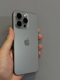 آيفون ١٥ برو ماكس • مكاني هيت • شرط النظافة