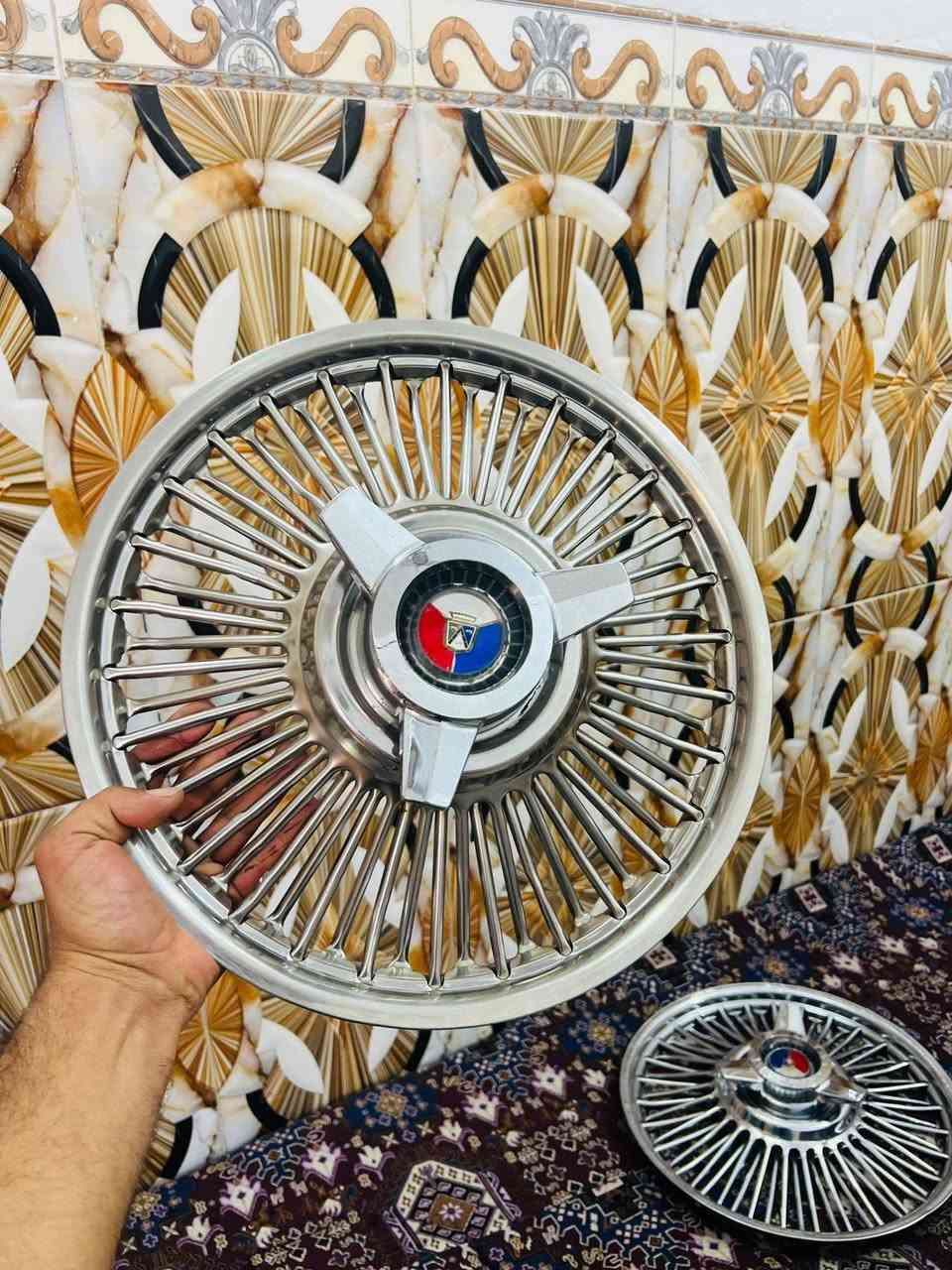 كبات كلكسي جدد بيهن بس تك واحد بي 3سيامه مكاني نجف السعر 475وبيهن مجال هاذه رقمي ***********
