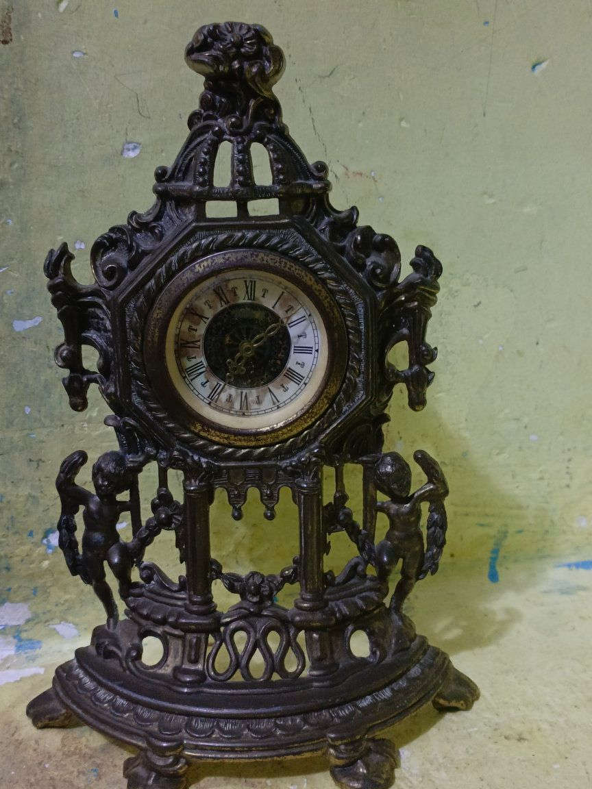 ساعه نحاس تشتغل نصب اثنينهم شغالات واحده صغيره واحده كبيره سعر الكبيره 85الف وسعر الصغيره 55الف يوجد توصيل


**إذا كنت صاحب هذا الإعلان وتريد حذفه لأي سبب، رجاءا أرسل رسالة إلى الدعم الفني**