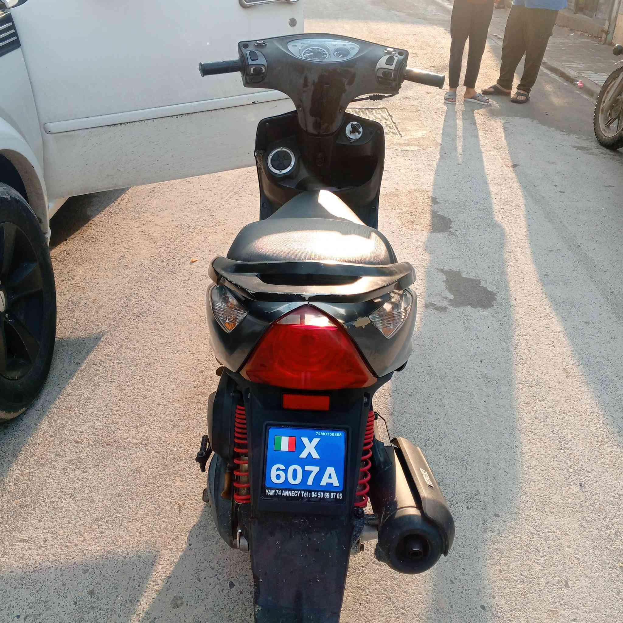 السلام عليكم حبايب ماكس ثعلب صارلهة شهر ونص من نازله رمبه برغي ممحطوط عل مكينه كلشي كامل كلجات سلف نكره هندر مابيها ولا نقص السعر 800 وبيها مجال عنوان مدينه الصدر الرقم ***********
