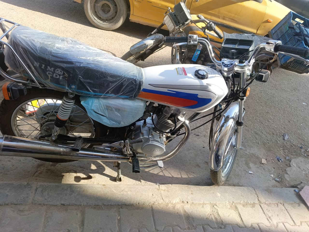 دراجه للمراوس فقط شعندك نزل ماكس بوليس سكنس


**إذا كنت صاحب هذا الإعلان وتريد حذفه لأي سبب، رجاءا أرسل رسالة إلى الدعم الفني**