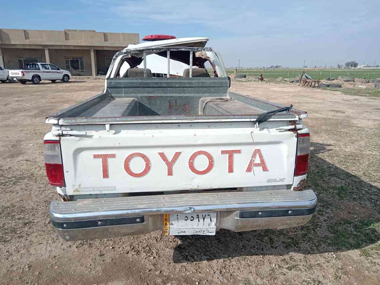 سلام عليكم تيوتا ٢٠٠١ للبيع عل حادثها سنويه ل ٢٨ مكانها سامراء ***********
