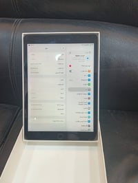 ايباد للبيع 9 ذاكره 64 نظافه فول والسعر 225 وبي مجال بسيط وهذا رقمي 07...