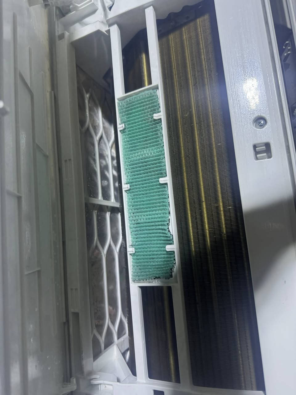 سبلت 2طن انفيرتر مشتغل شهر اخو جديد بلادي بدون نفص
الكري 2طن انفيرتر 650 الف كامل بدون نفص
تي سي ال 2طن انفيرتر 500 الف 
العنوان حي اور قرب جامع فردوس 
***********
***********
