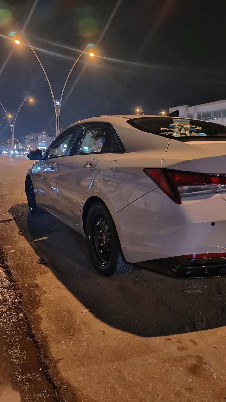 النترا 21 ماشيه 85 ميل مكينه بس راجز مفتوح شرط مكينه وكير وتبريد جديد مروس أو بيعه حسابه التفاق سياره اربيل راعيه أبو سنويه بل تنوم تريد تحويل وكاله شرط سياره فوال واحد ع واحد سعر 145 اذا أكو مروس ترهم ***********
