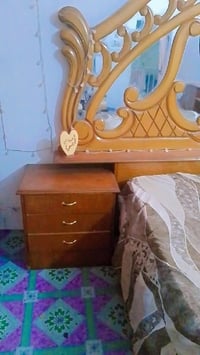 مكلفه بنشر ب500وبيه مجال للتواصل ع الرقم وتساب 07706699728