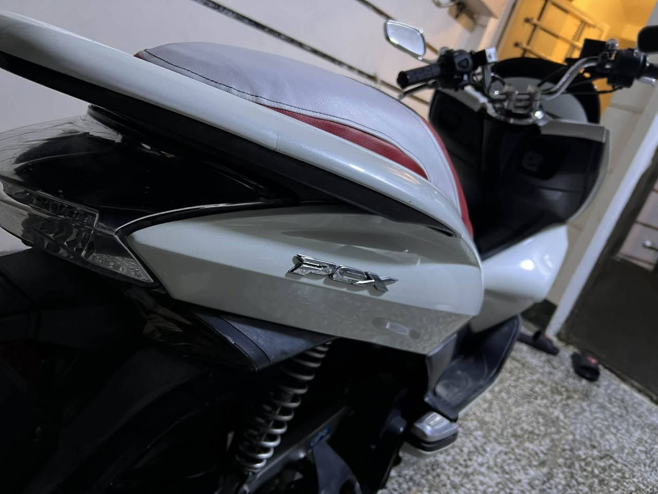 السلام عليكم اخوان دراجه bcx بي سي اكس الدراجه رنبه استخدام شخصي نضيفه حيل اليرغب بل شراء بل خدمه السكن بغداد الجديده قررب كنيسه مريم العذراء رقم الهاتف *********** السعر اتصال وتدلل
